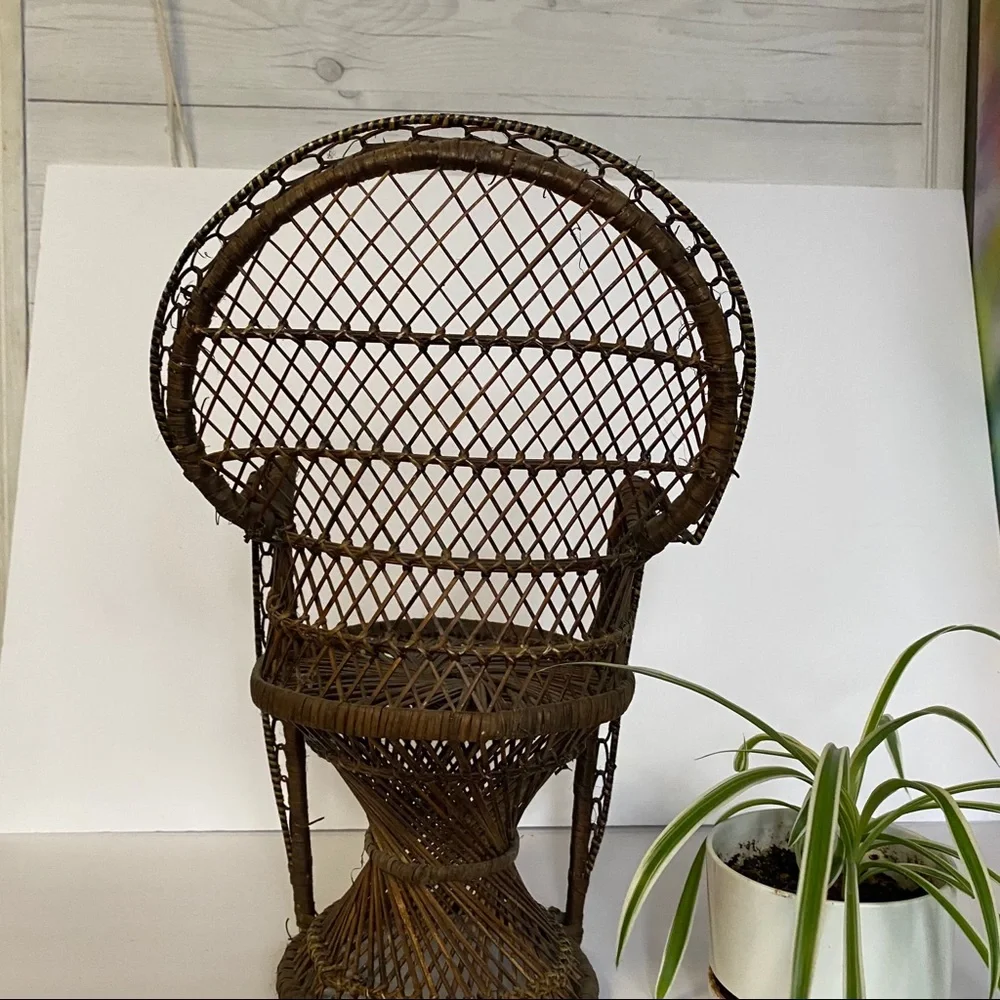 Vtg Peacock Chair Mini Plant Stand Boho Home Decor